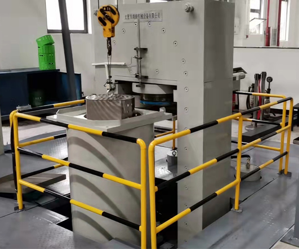 鴻煷機(jī)械設(shè)備有限公司：如何選擇山西冷等靜壓機(jī)？